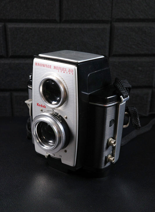 Vintage 1960's Kodak Brownie Reflex 20 620 Film Box Camera - Tested & Working