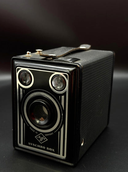 Vintage 1950s Agfa Synchro Box 120 Film Camera With Art Deco Design - Working