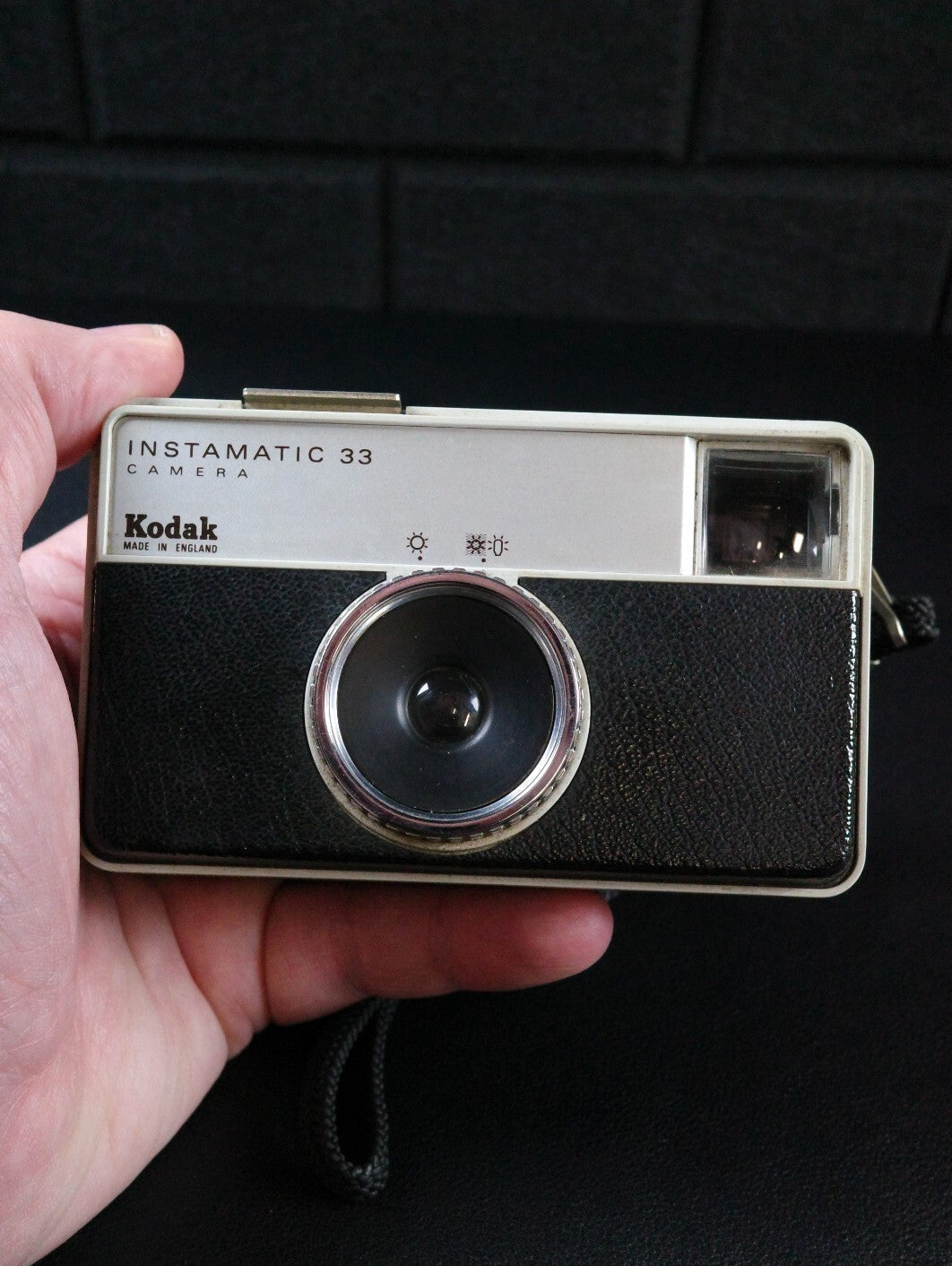 Vintage 1960's Kodak Instamatic 33 Film Camera - Made in England - Working