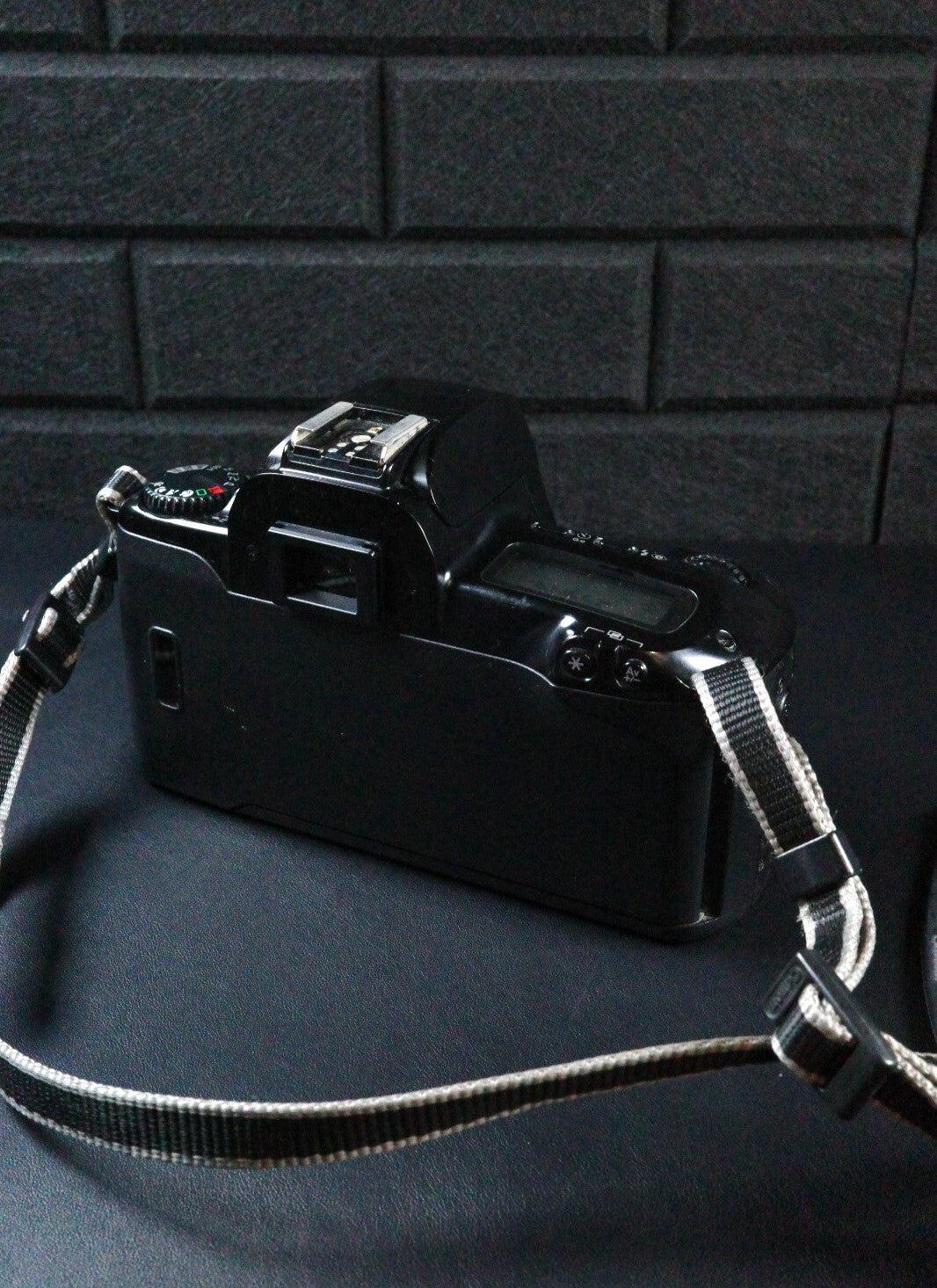 Canon EOS 500 Vintage 1990's SLR 35mm Film Camera Body - Film Tested & Working