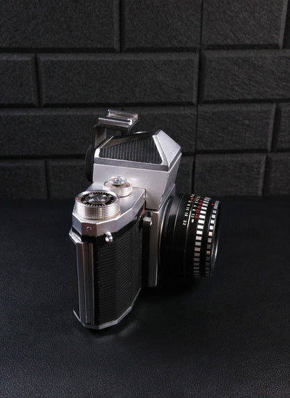 Vintage Praktica IV F 35mm Film Camera & 50mm f/2.8 Lens - Faulty (Read Details)