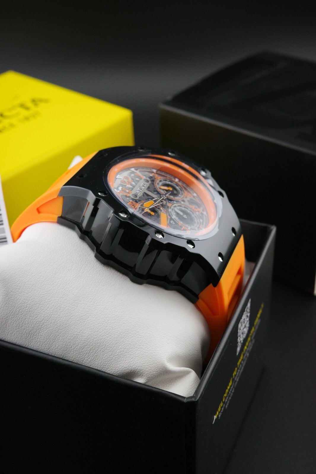 Invicta Racing Vaulthan 69663 Men’s Watch 44mm Black Orange - Brand New & Boxed