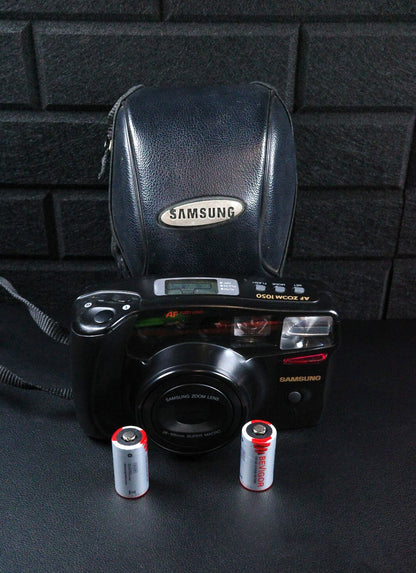 Samsung AF Zoom 1050 Vintage 1990's 35mm Film Camera, Case + Batteries - Working