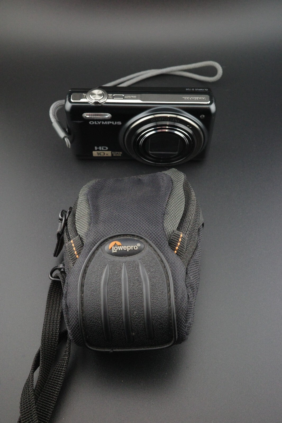 Olympus Mju 7050 14MP Digital Camera 7x Zoom + New Battery & Charger - Working