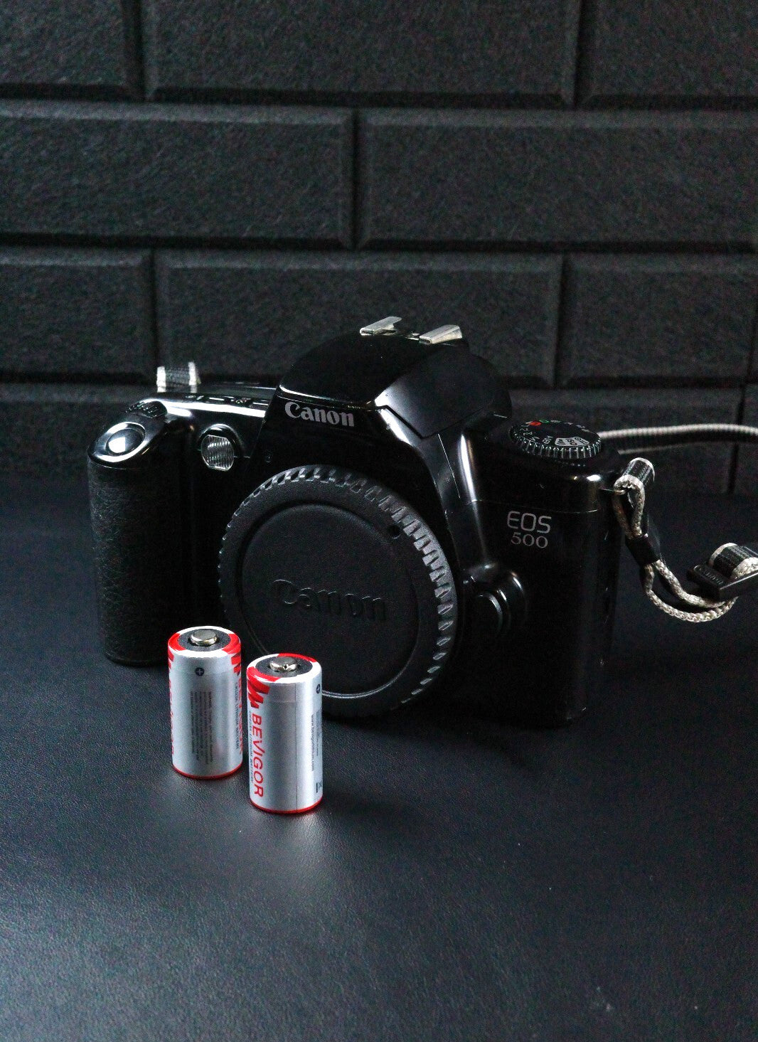Canon EOS 500 Vintage 1990's SLR 35mm Film Camera Body - Film Tested & Working