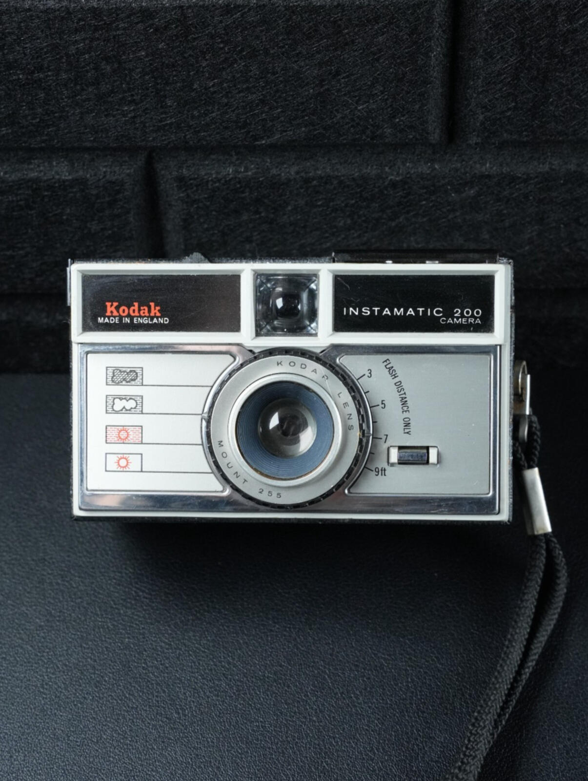 Kodak Instamatic 200 Vintage 1960's 126 Film Camera - Faulty, Spares or Repair