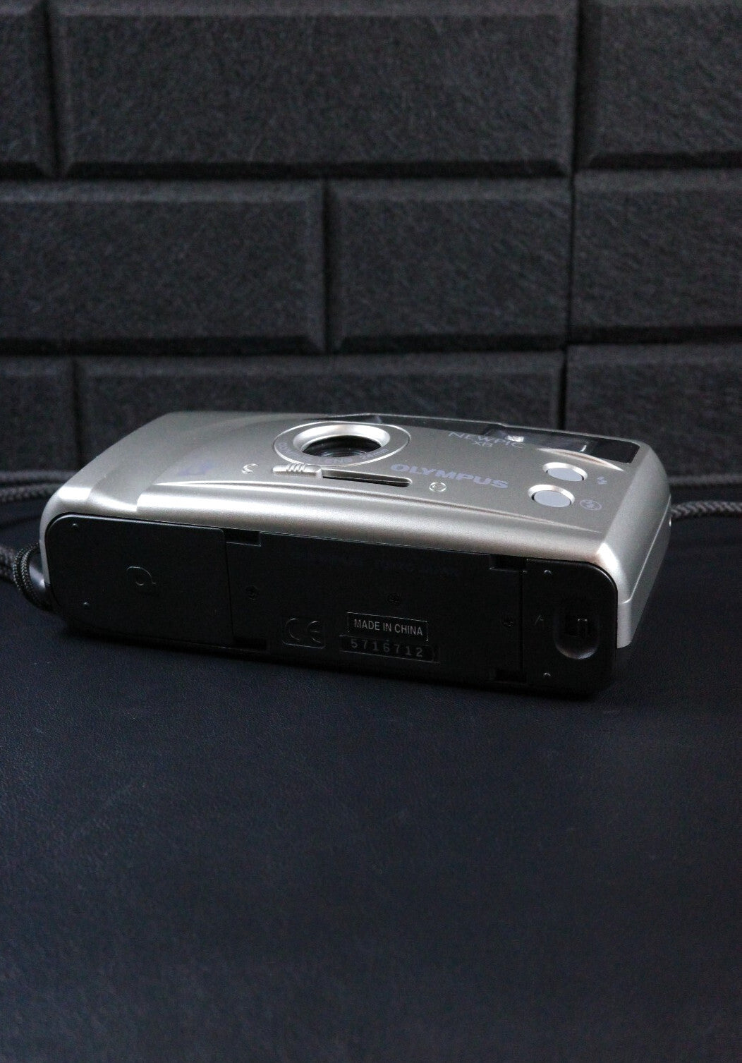 Olympus Newpic XB Vintage 1990's Compact APS Film Camera + Case Tested & Working