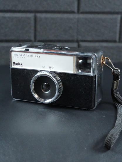 Kodak Instamatic 133 Vintage 1970'S 126 Film Camera + Case  - Tested & Working