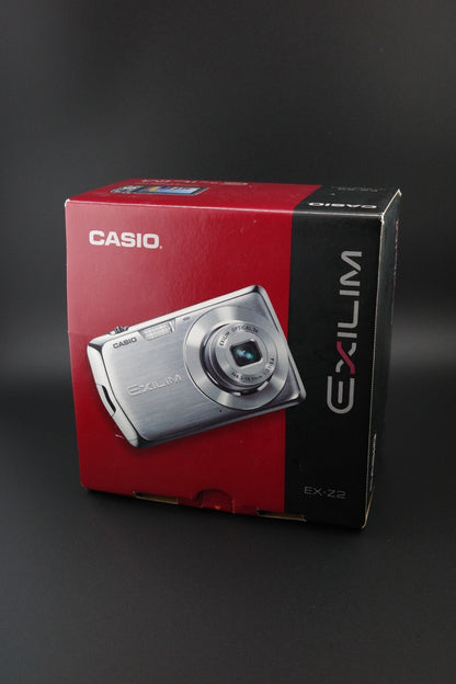 Casio Exilim EX-Z2 12.1MP Digital Camera Boxed + Charger & New Battery - Working