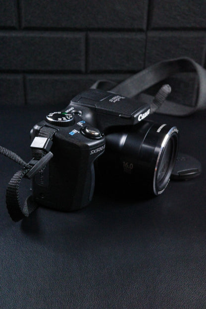 Canon PowerShot SX500 IS Digital Bridge Camera 16MP + New Battery & Charger