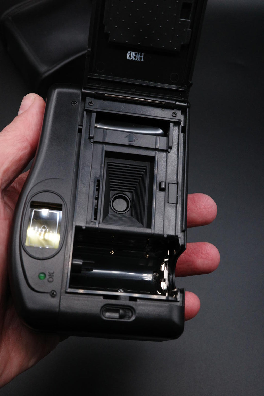 Hanimex VC3500 Vintage 35mm Film Camera  & Case - Tested & Fully Working