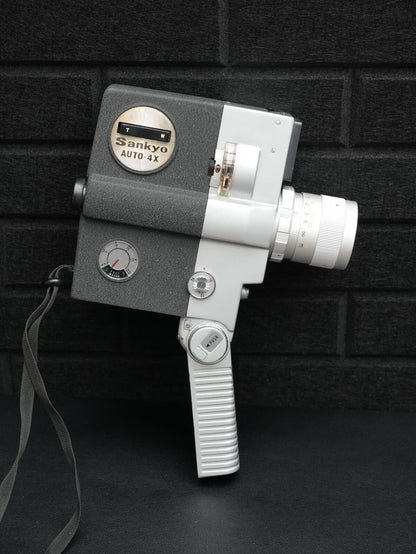 Sankyo Auto-4X Vintage 1960's 8mm Movie Cine Camera With Grip - Untested