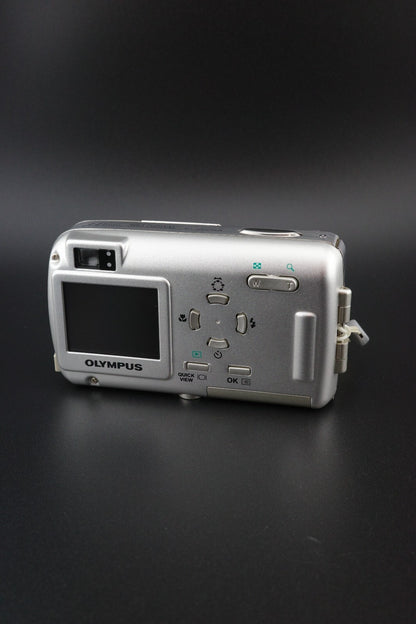 Olympus Mju 300 3.2MP Digital Camera + New Battery / Charger - Tested & Working