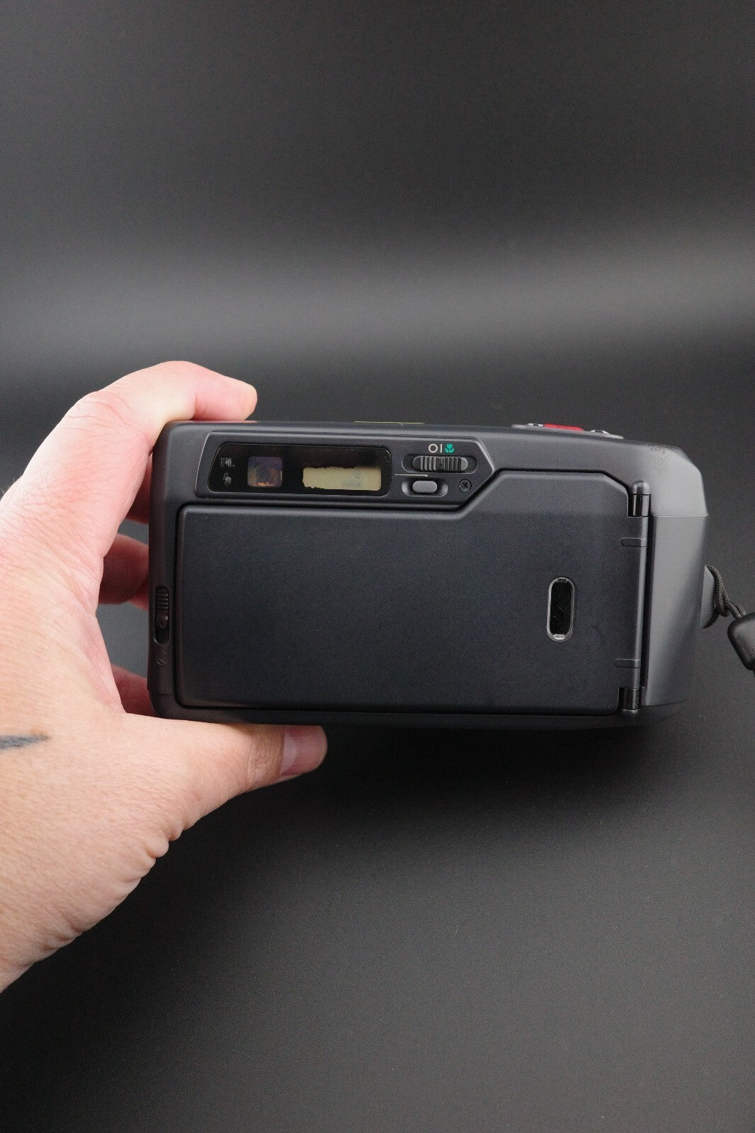 Pentax Zoom 60 AF 35mm Point and Shoot Film Camera Tested & Working (LCD Fault)