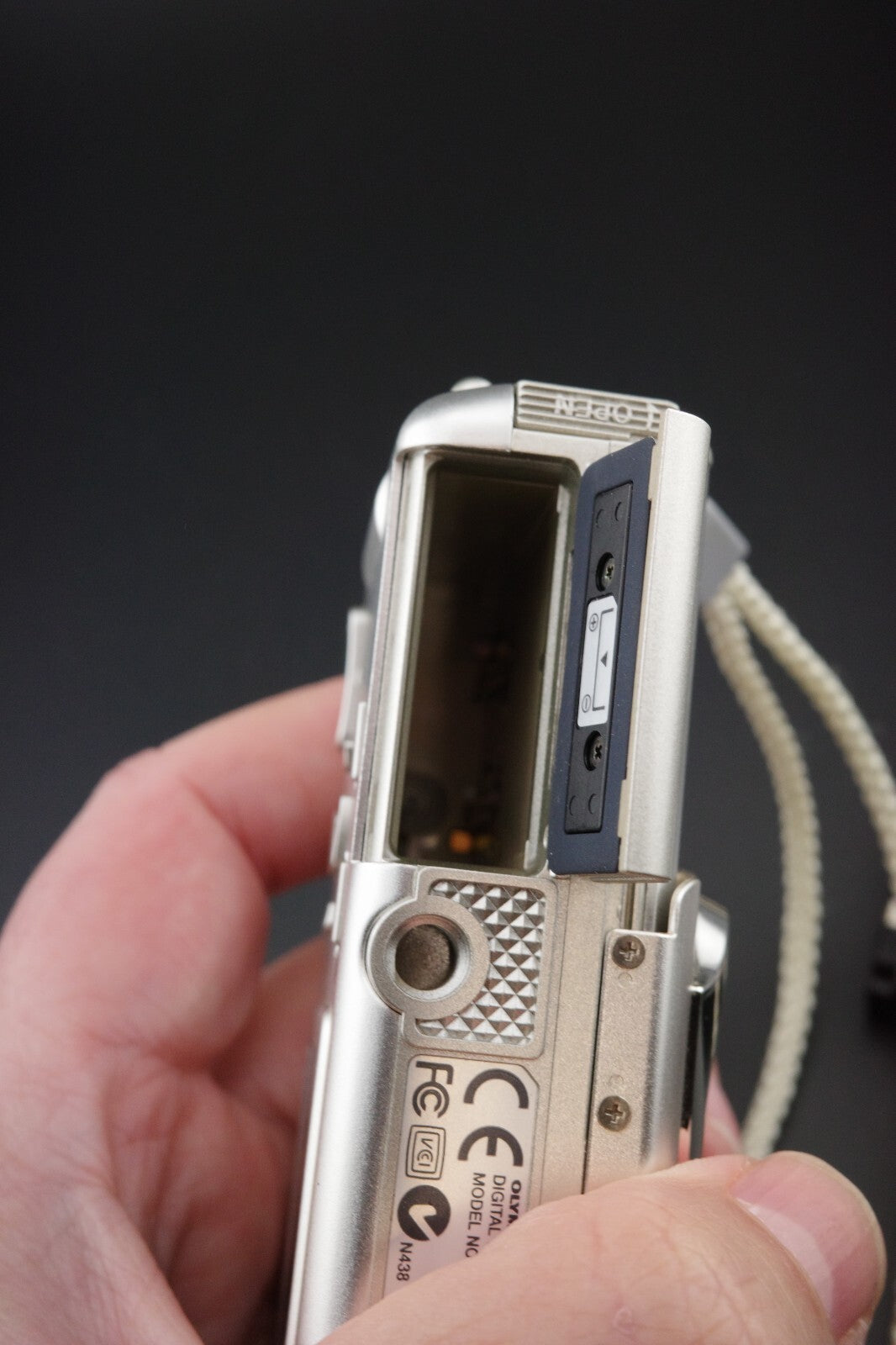 Olympus Mju 300 3.2MP Digital Camera + New Battery / Charger - Tested & Working