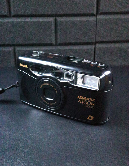 Kodak Advantix 4100ix Zoom Vintage 1990's APS Film Camera - Tested & Working