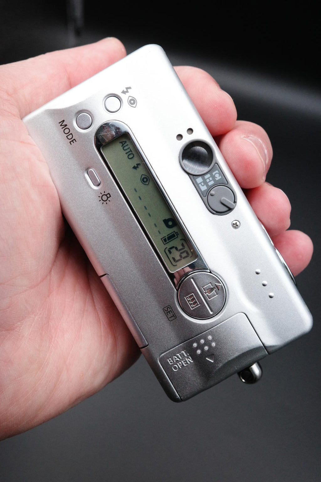 Canon IXUS III Vintage APS Compact Film Camera Compact Zoom Lens - Fully Working