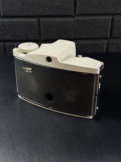 Vintage Kodak Brownie 44B Camera - 127 Film - Made in UK 1960s - Tested Working