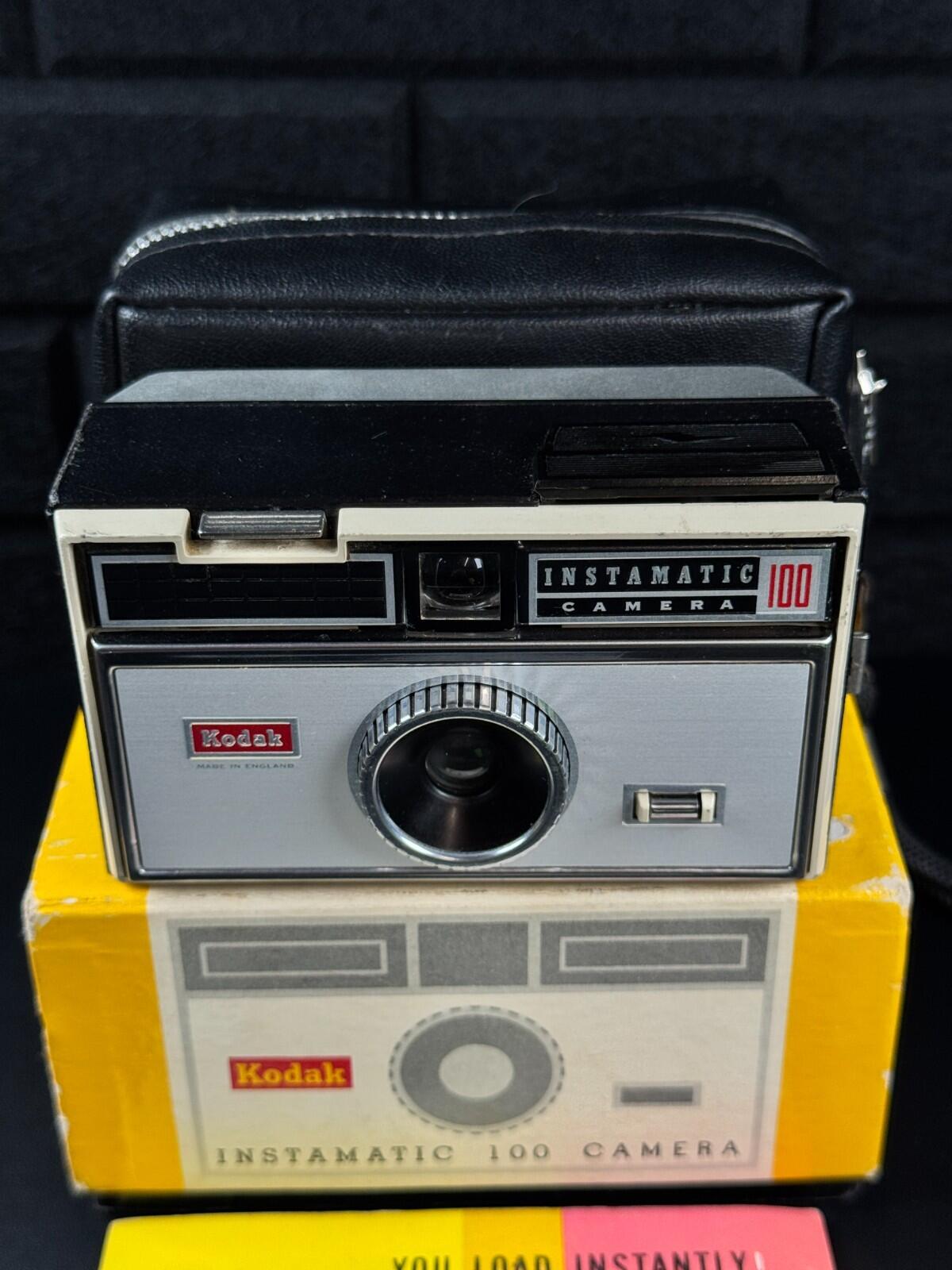 Boxed Kodak Instamatic 100 Vintage 1960's Compact 126 Film Camera - Not Working