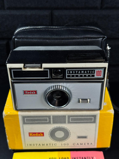 Boxed Kodak Instamatic 100 Vintage 1960's Compact 126 Film Camera - Not Working