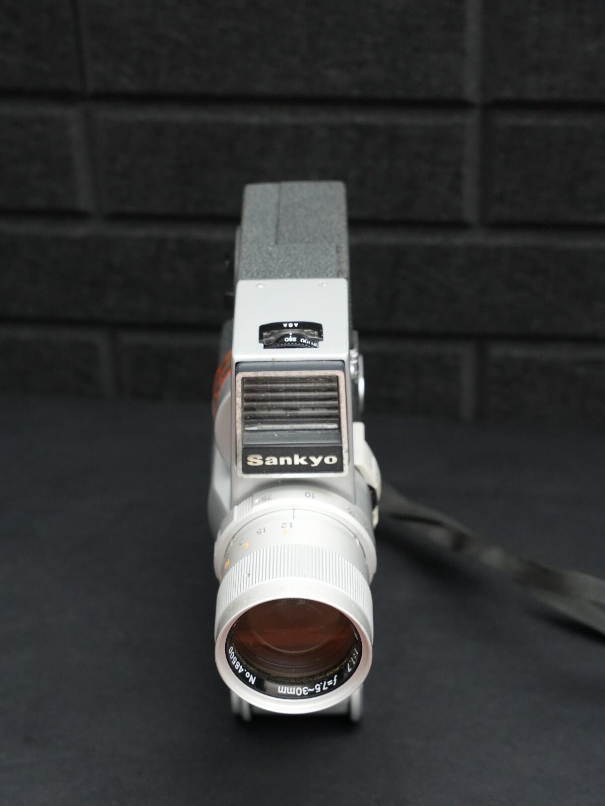 Sankyo Auto-4X Vintage 1960's 8mm Movie Cine Camera With Grip - Untested