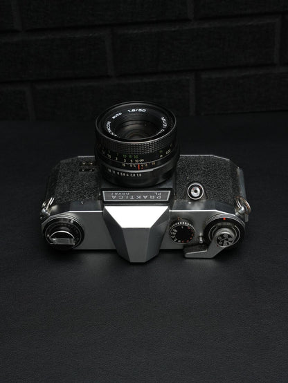 Praktica PL Nova 1 1960's 35mm Film Camera + Pentacon 50mm 1.8 Lens - Faulty (Read Description)
