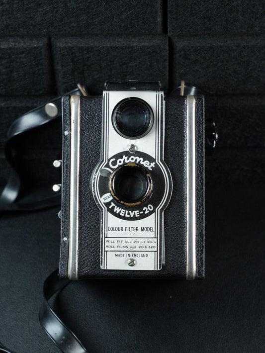 Coronet Twelve 20 Vintage 1940's Box Camera - Faulty - Display Camera or Spares