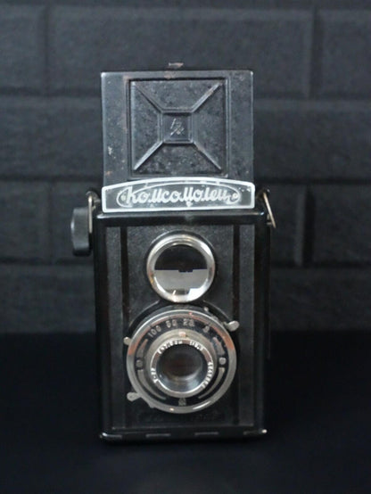 Soviet Komsomolets GOMZ Vintage 1940's 6x6 120 Film Box Camera (Read Details)