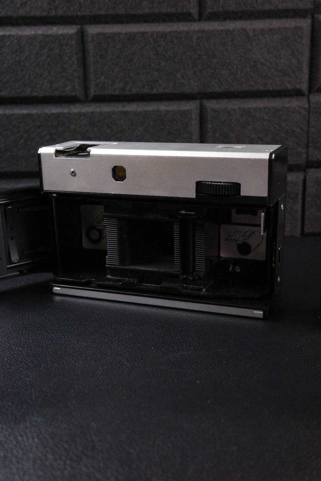 AGFA ISO Rapid I Vintage 1960's Film Camera + Case - Tested & Working