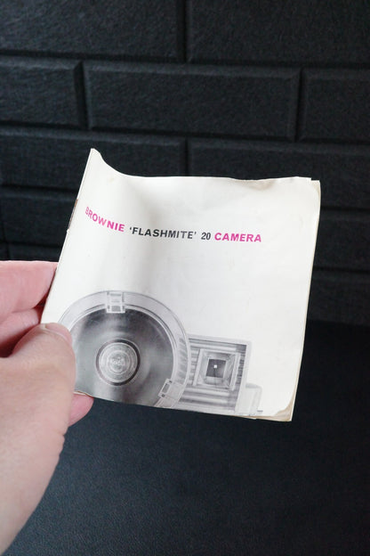 Working Kodak Brownie Twin 20 Vintage 1960's 620 Film Camera & Instructions