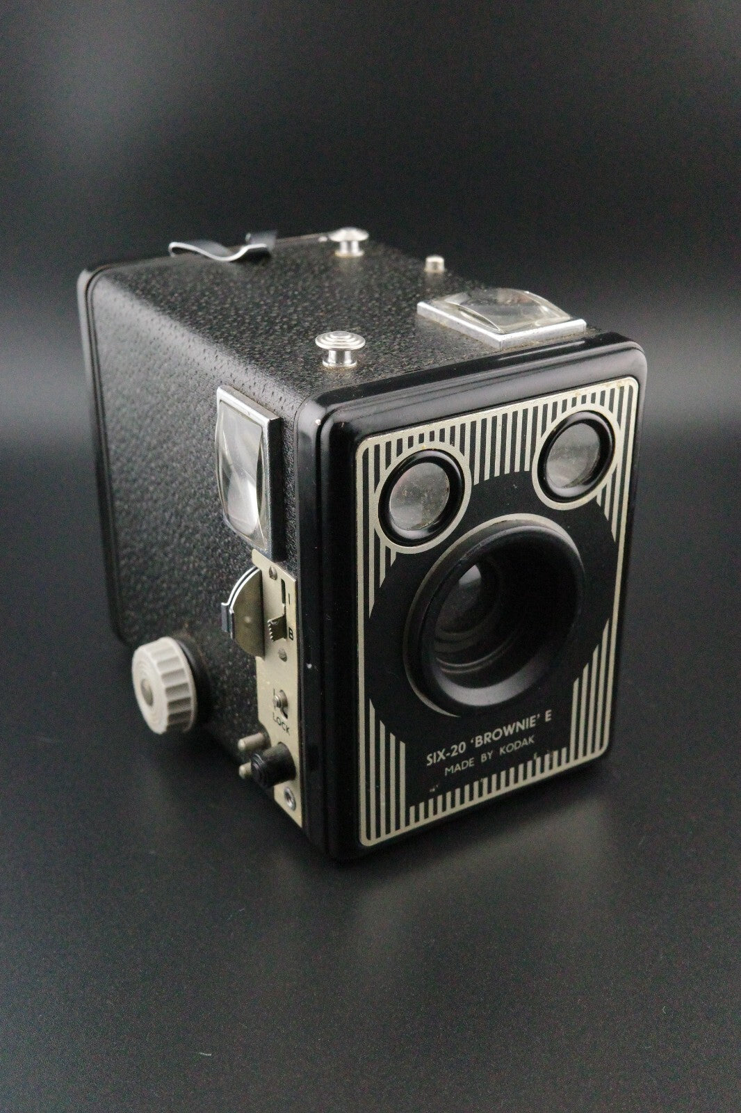 Kodak Six-20 Brownie Model E Vintage 1940's 620 Film Camera - Tested & Working