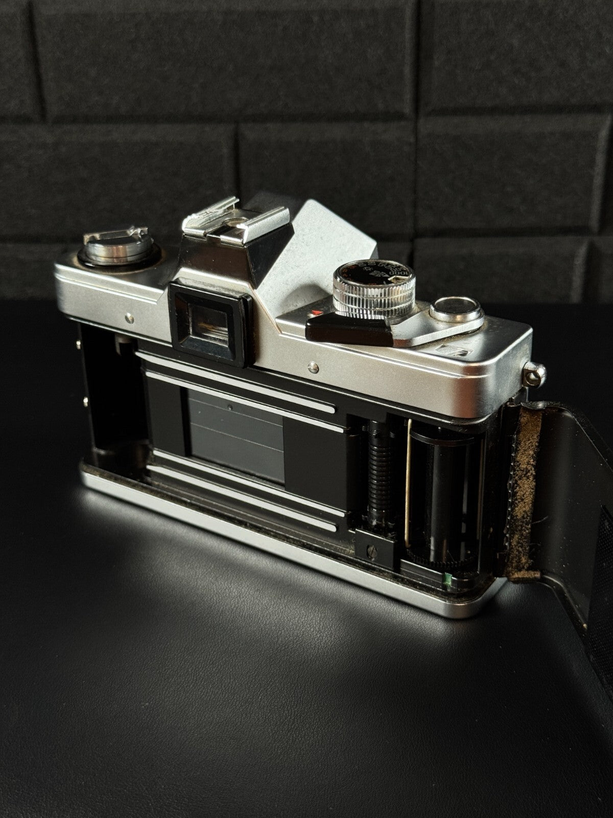 Praktica Super TL 1000 35mm SLR Film Camera Body - Winds & Fires (Damaged)