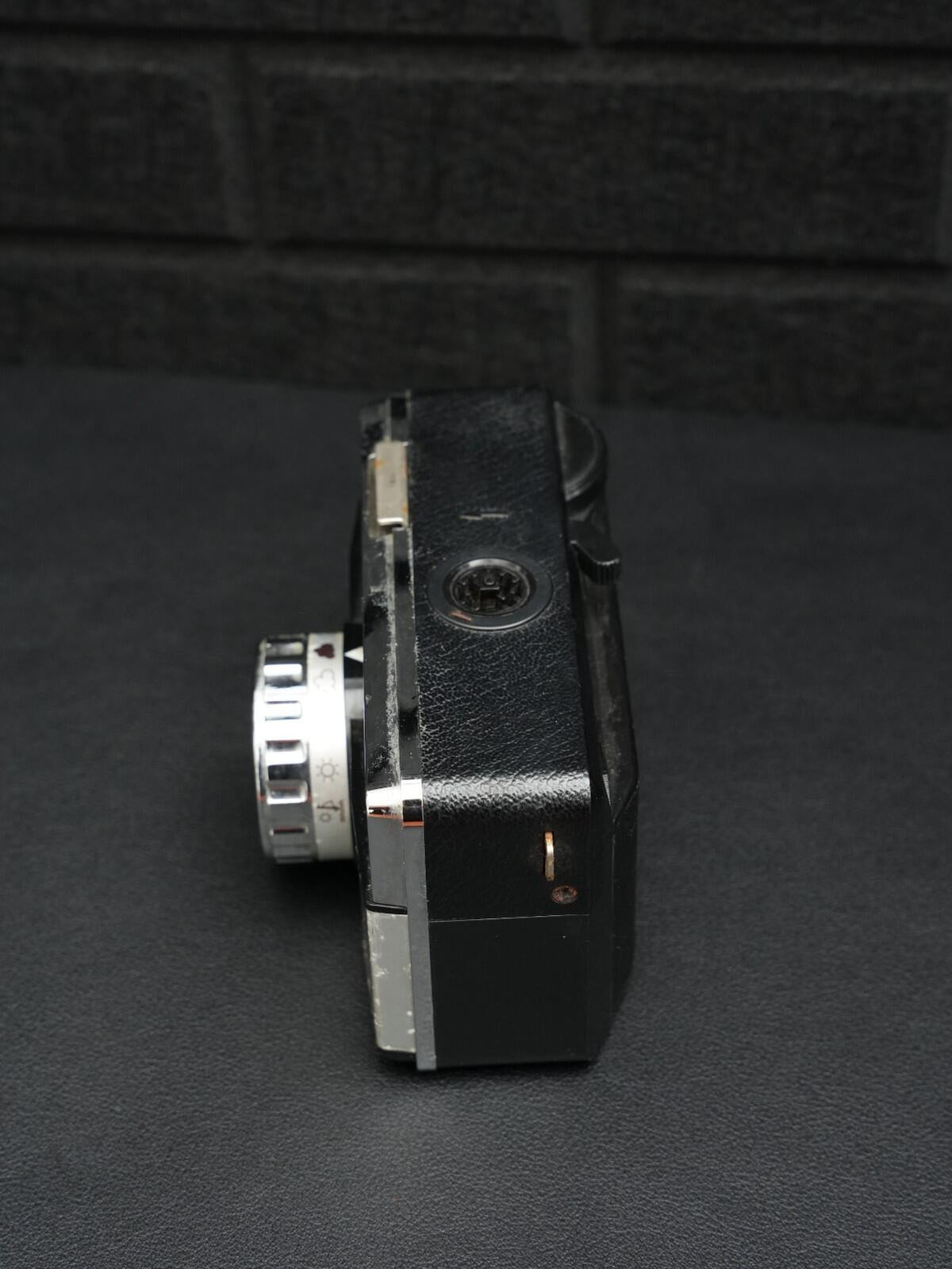 Kodak Instamatic 255X Vintage 1970's 126 Film Camera  - Tested & Working (Z287)