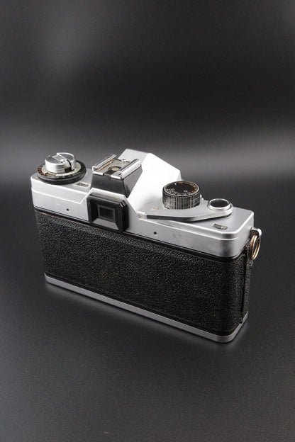 Praktica LB2 35mm SLR + Meyer Domiplan 50mm f2.8 M42 Film Film Tested & Working