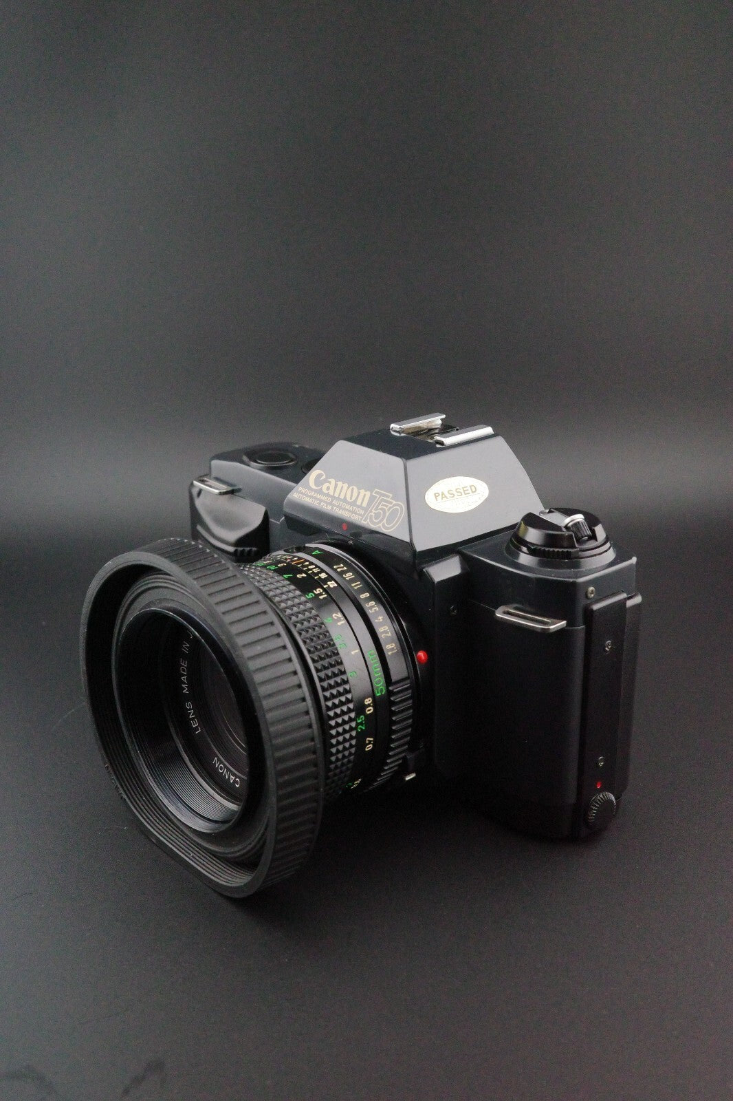 Canon T70 35mm SLR + FD 50mm f1.8 Lens + Speedlite 244T - Tested & Working