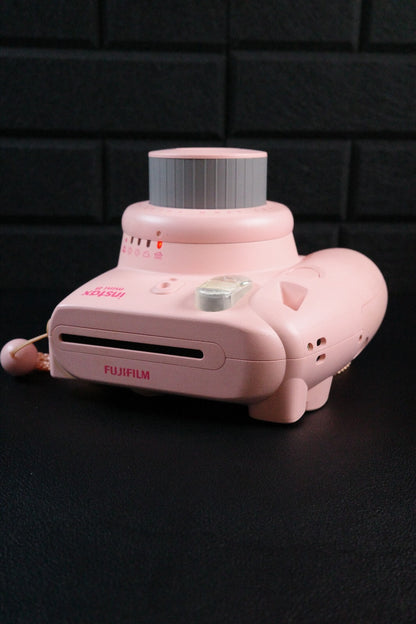 Fujifilm Instax Mini 8 Pink Instant Polaroid Camera - Works Perfectly