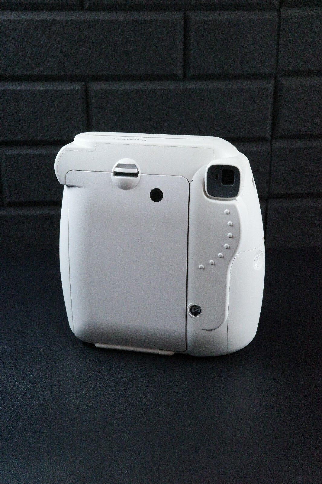 Fujifilm Instax Mini 9 White Instant Polaroid Camera - Fully Working