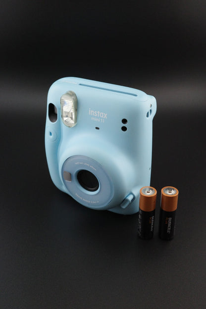 Fujifilm Instax Mini 11 Baby Blue Instant Camera & Batteries - Works Perfectly