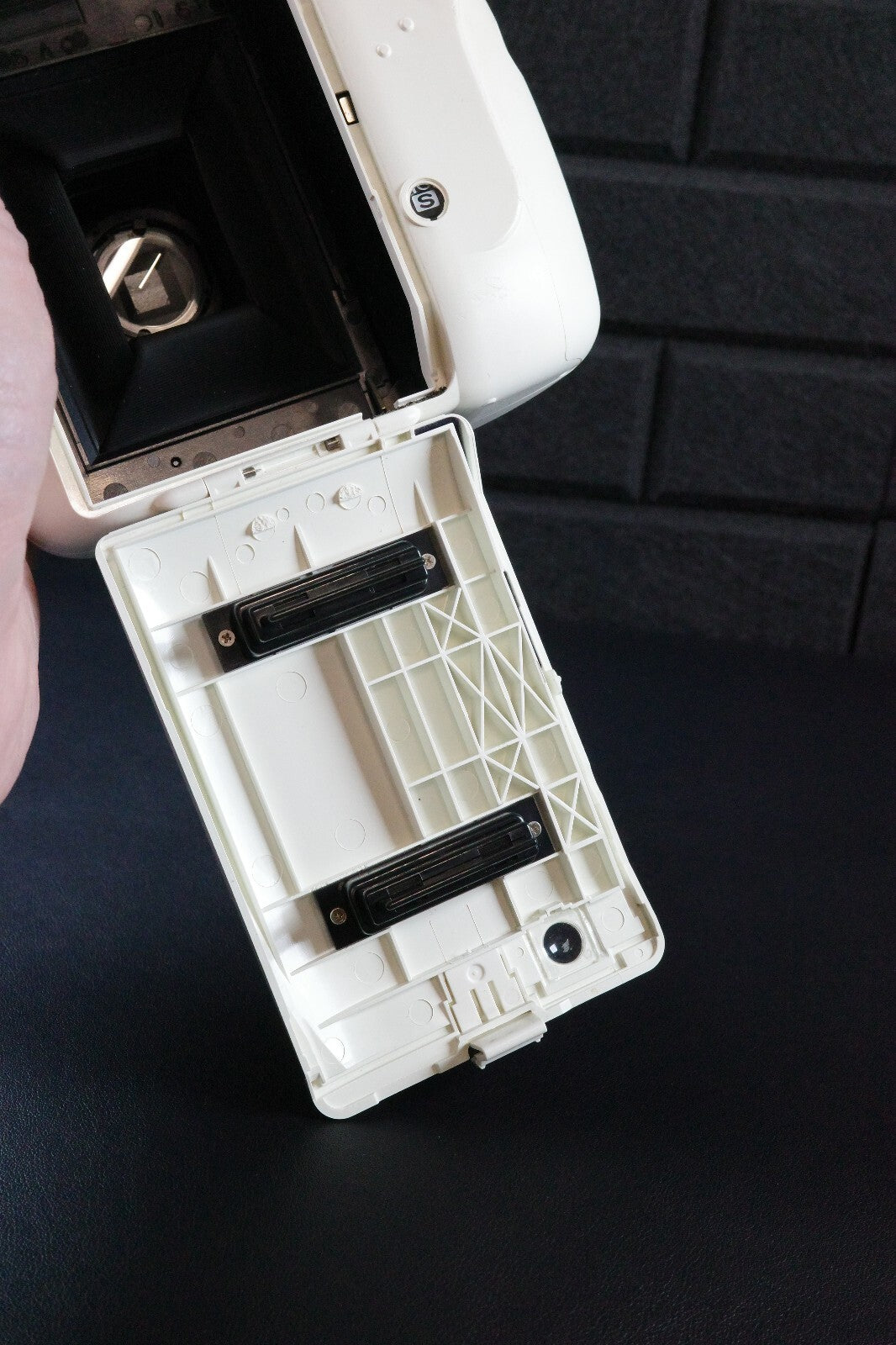 Fujifilm Instax Mini 8 White Instant Polaroid Camera - Works Perfectly