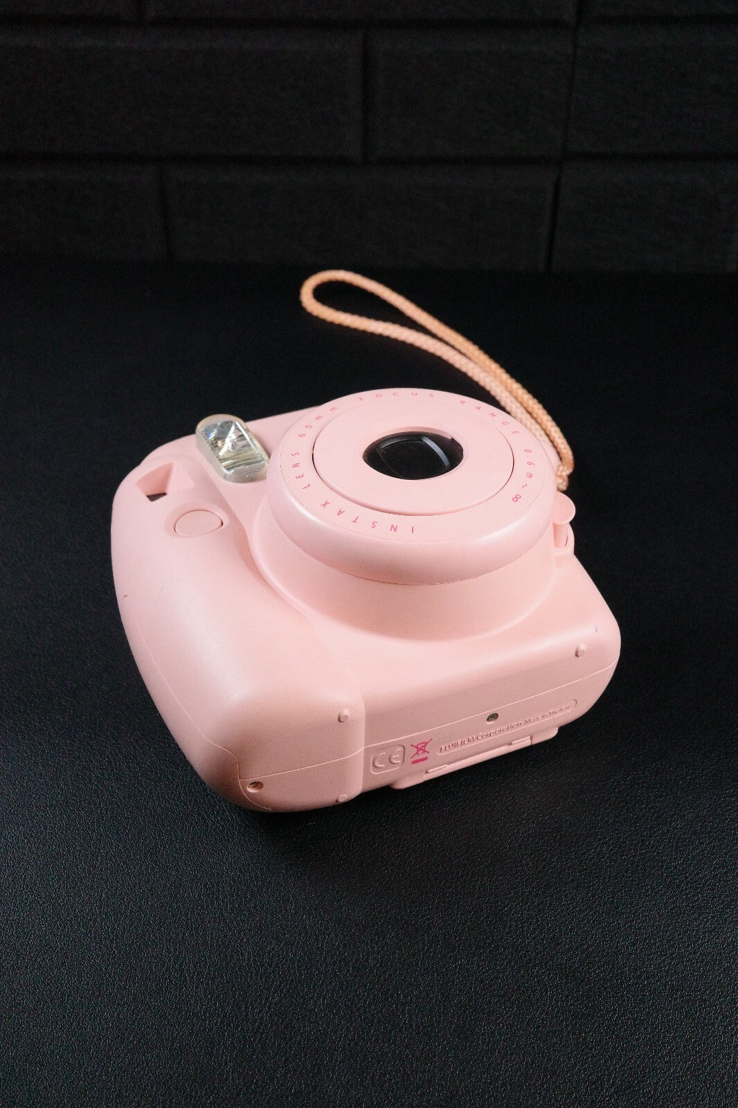 Fujifilm Instax Mini 8 Pink Instant Polaroid Camera - Works Perfectly