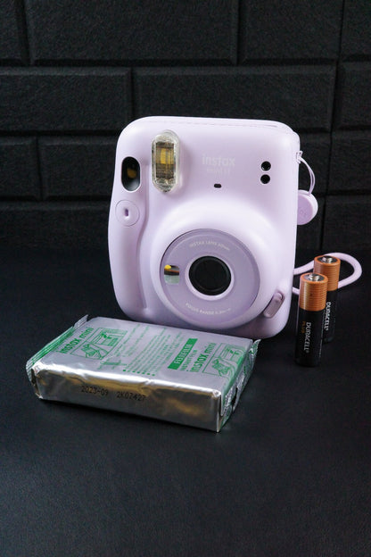 Fujifilm Instax Mini 11 Lilac Instant Camera + Film & Batteries - Fully Working