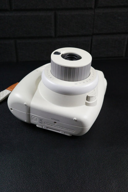 Fujifilm Instax Mini 9 White Instant Polaroid Camera & Batteries - Fully Working