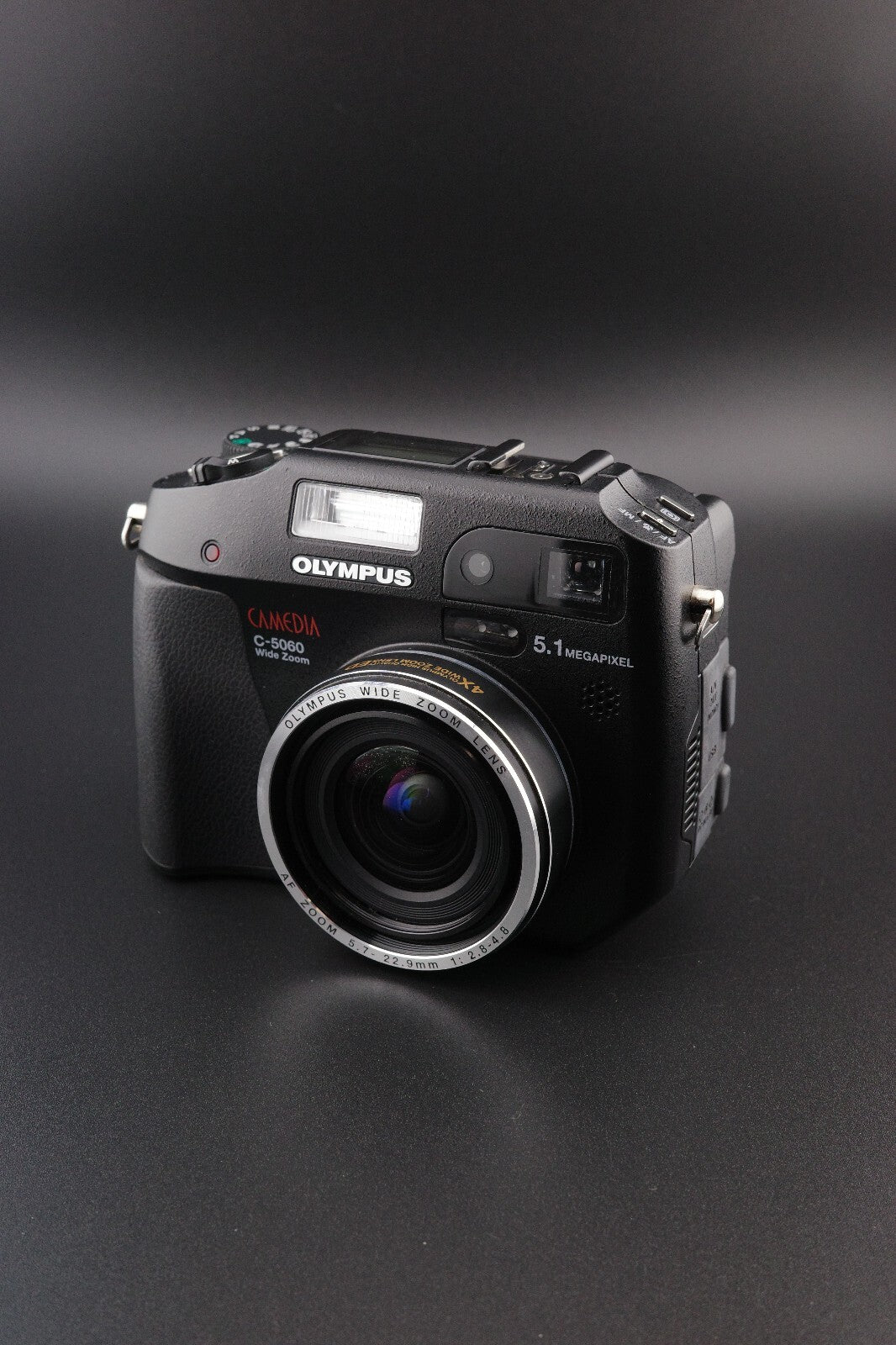 Olympus Camedia C-5060 5.1MP Digital Camera (Needs Card & Battery)