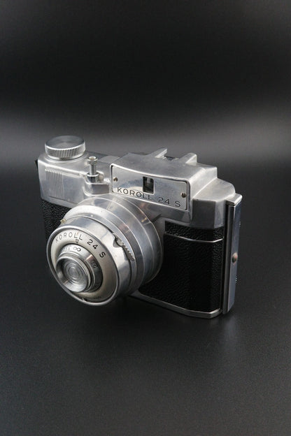 Vintage Italian 1950's Bencini Koroll 24S 120 Film Camera Made Tested & Working