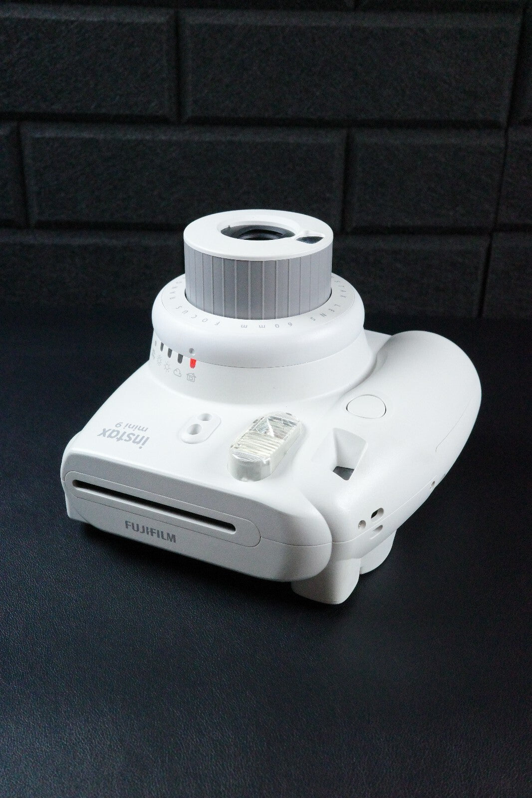 Fujifilm Instax Mini 9 White Instant Polaroid Camera - Fully Working