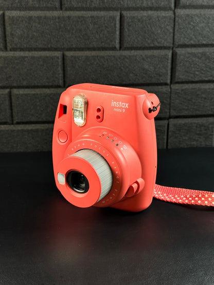 Fujifilm Instax Mini 9 Flamingo Pink Instant Polaroid Camera - Tested & Working
