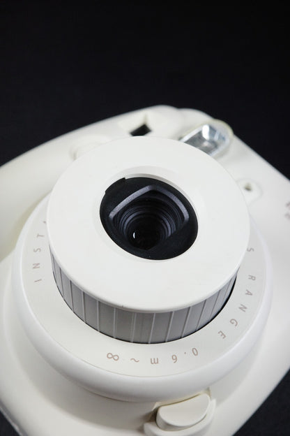 Fujifilm Instax Mini 8 Instant Polaroid Camera - Film Tested & Working