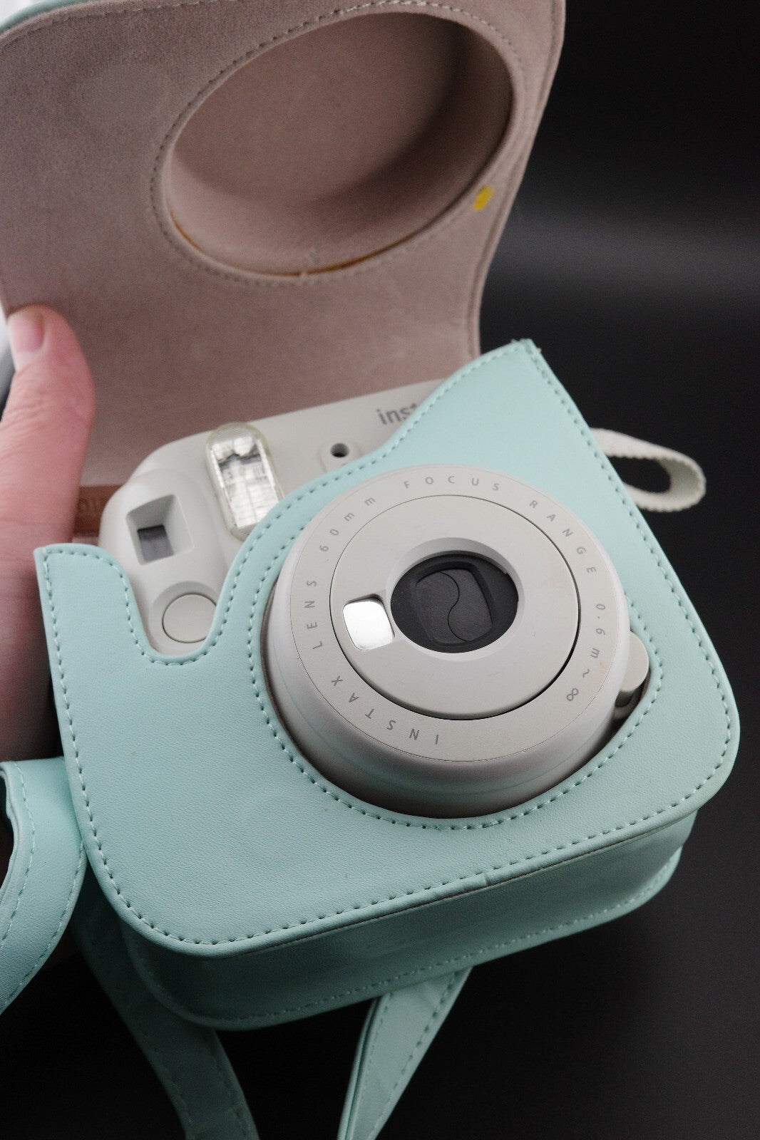 Fujifilm Instax Mini 9 White Instant Camera, Case & Batteries - Tested & Working