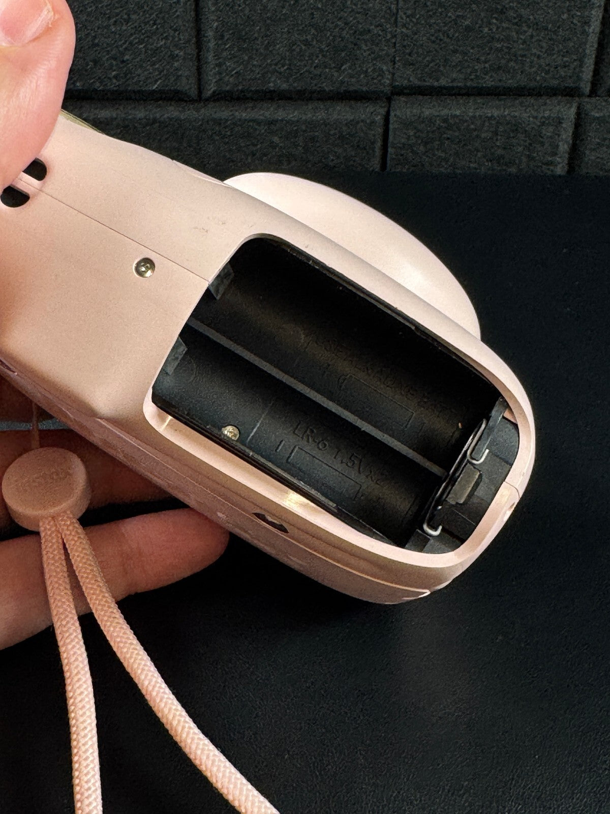Fujifilm Instax Mini 11 Pink Instant Polaroid Camera + Batteries Fully Working