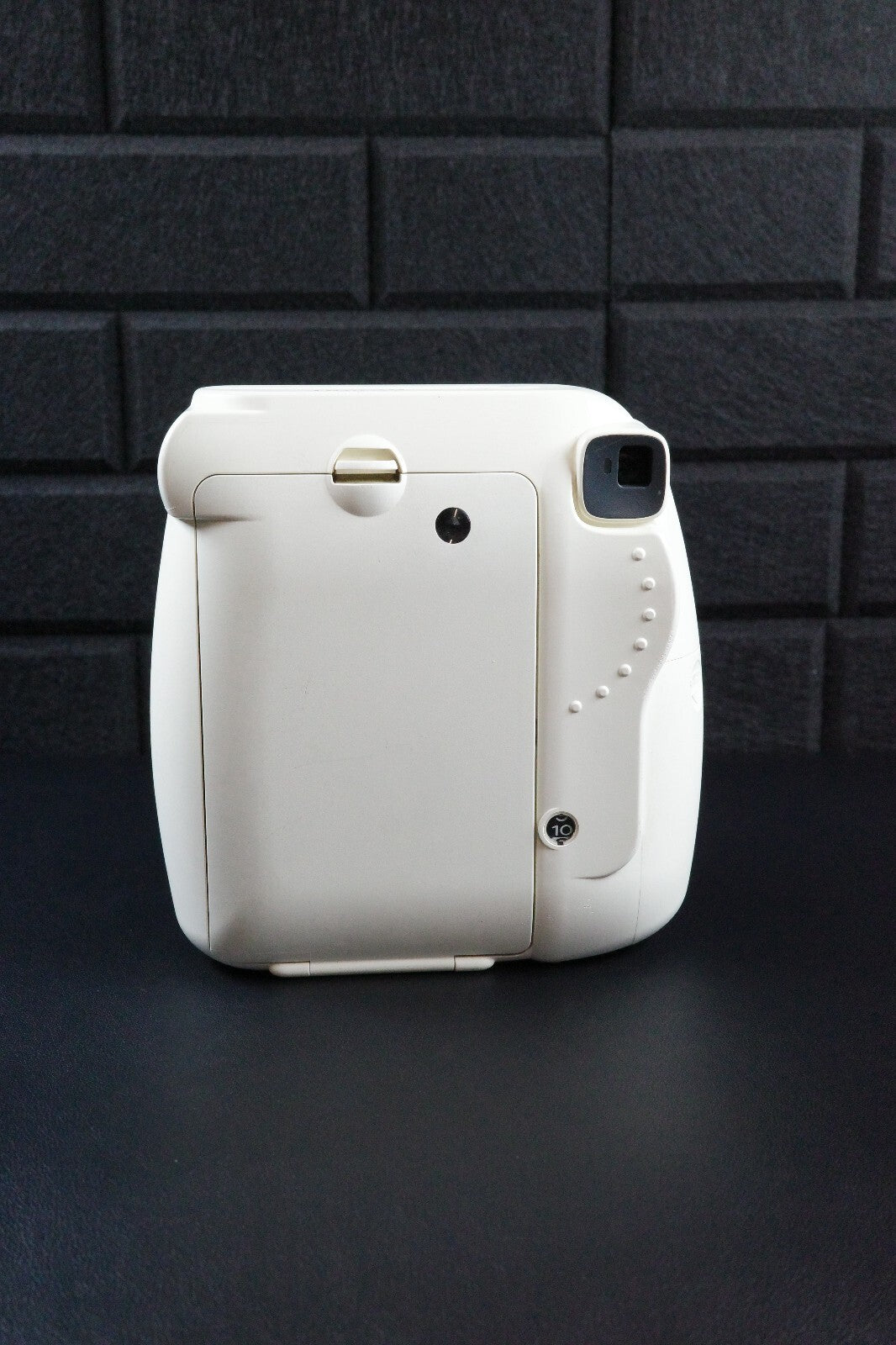 Fujifilm Instax Mini 8 White Instant Polaroid Camera - Works Perfectly